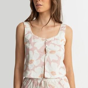 NWT Mimi Floral Top by Rhythm Livin - Size Large